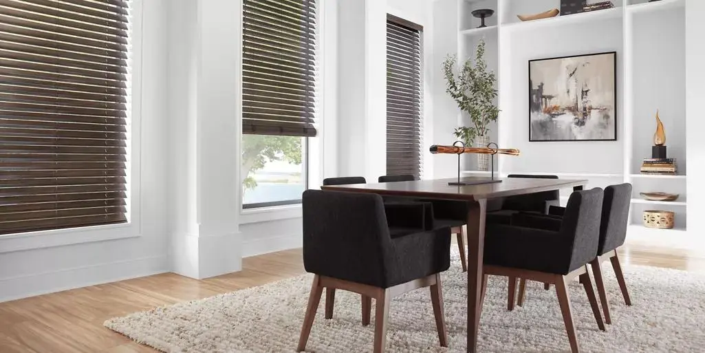 Luxe houten jaloezieën van Luxaflex
